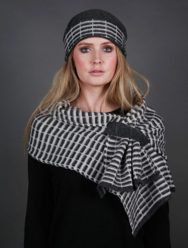 Pull Through Tuck Scarf SCF15-1 Linda Wilson Irish Knitwear Designer